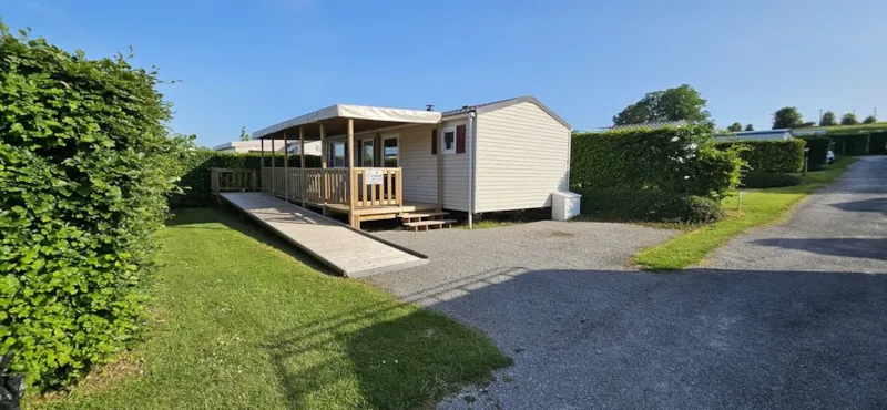 Mobil-Home N°134 - 34M² - 2 Chambres-4 Personnes Maximum-Année 2012-Terrasse Couverte-Adapté Pmr