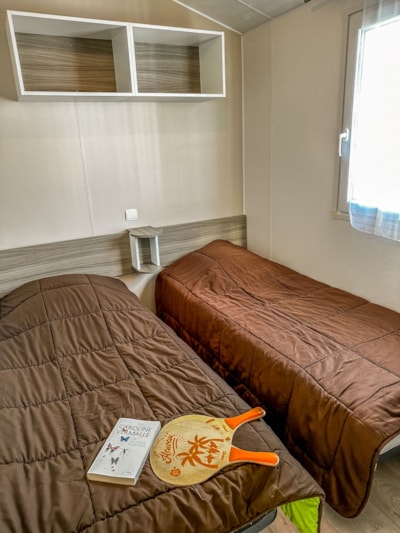 3-bedroom Bermudes mobile home with terrace