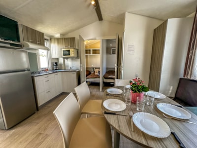 3-bedroom Bermudes mobile home with terrace