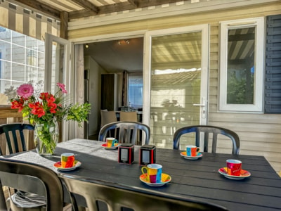 3-bedroom Bermudes mobile home with terrace