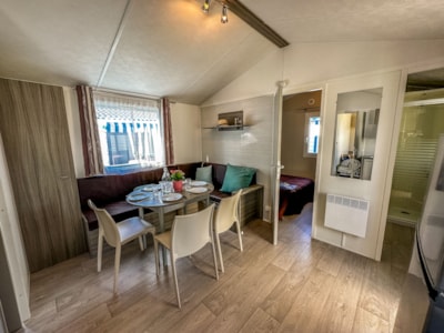 3-bedroom Bermudes mobile home with terrace