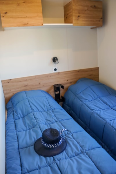 Mobile home BAHIA 2 bedrooms with terrace