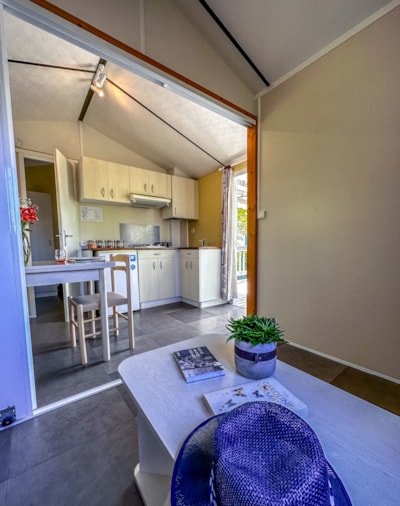 1-bedroom Bikini mobile home with terrace