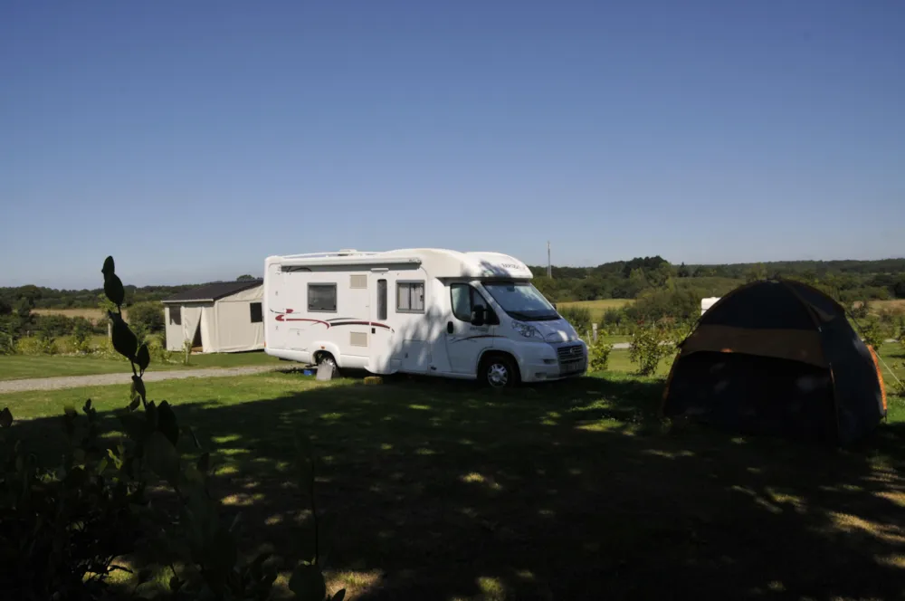 Camping Les Prairies de L'Etang - image n°4 - Camping Direct
