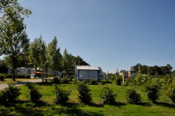 Emplacement - Emplacement, Véhicule, Sans Électricité - Camping Les Prairies de L'Etang