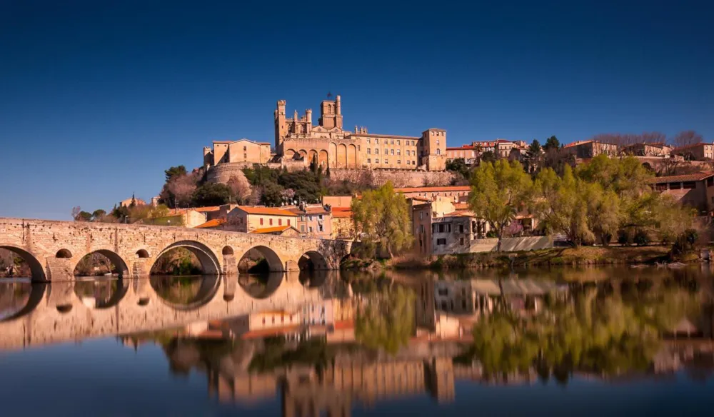 Camping Résidentiel La Pinède