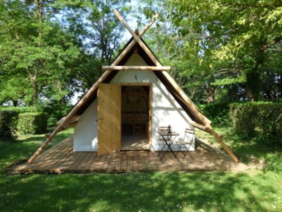 Lodge Trapper Tent