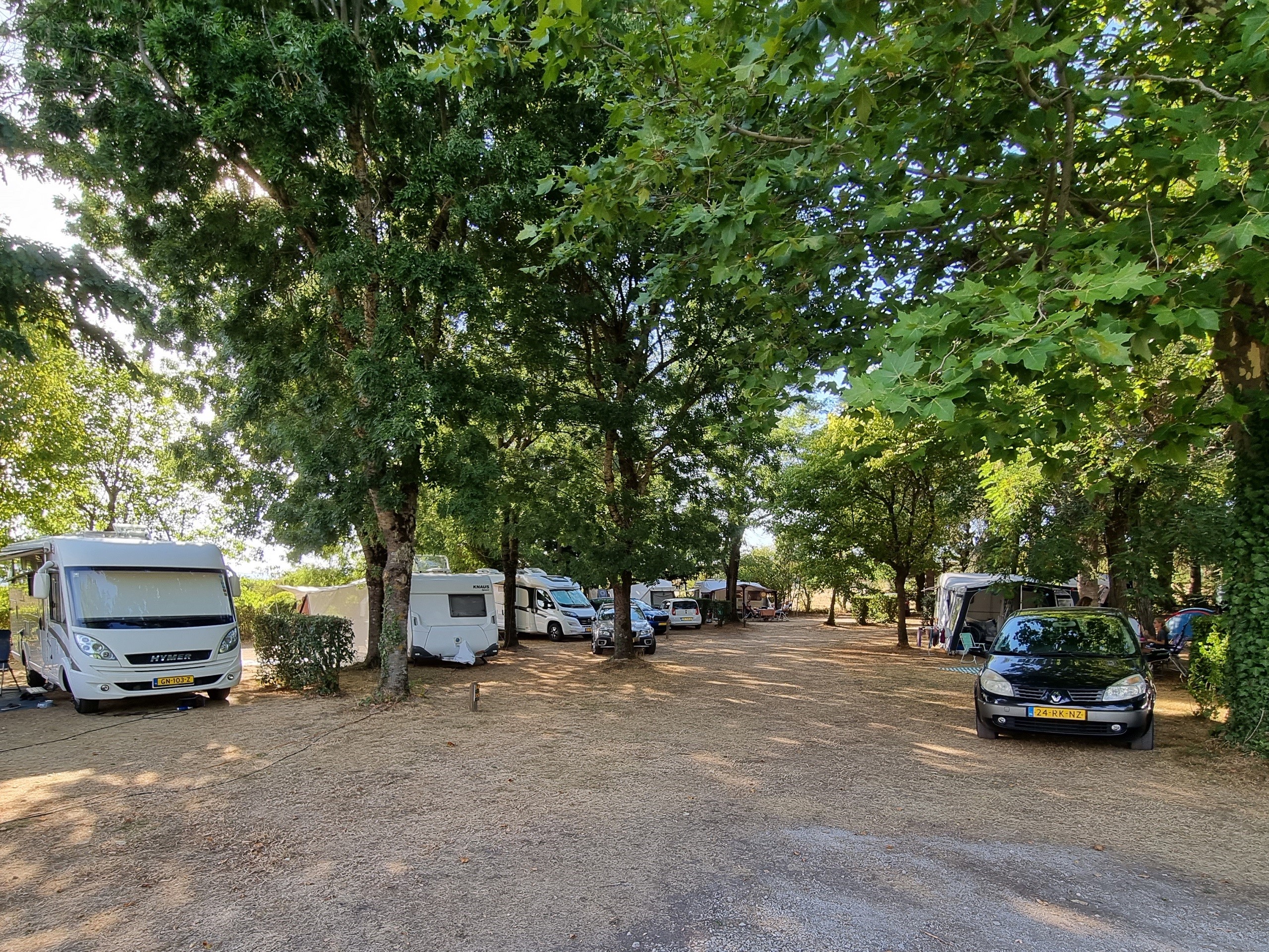 Privilege Pitch 120 M2, 10A Electricity, Motorhome Or Car + Tent/Caravan +2 Pers