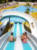 Foto #12 van Camping Club Cayola