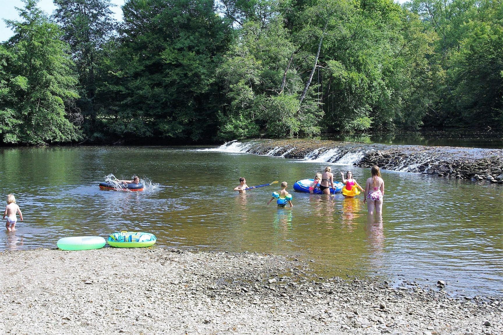 Camping Le Clupeau — Photo 2