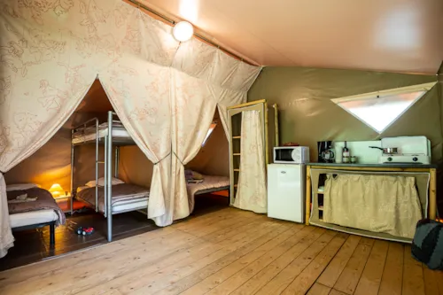 Mietunterkunft - Kanada-Zelte - 2 Schlafzimmer - Ohne Sanitäranlagen - image n°3 - Village Nature Zen