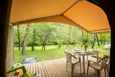 Canada Tents - 2 bedrooms - no bathroom