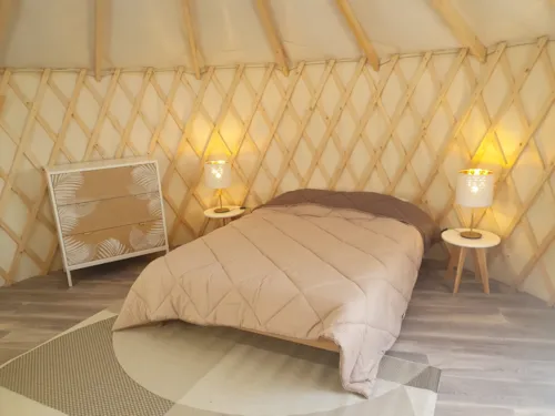 Mietunterkunft - Cocoon Duo-Jurte - 1 Schlafzimmer - Ohne Sanitäranlagen - image n°3 - Village Nature Zen