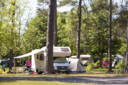 Camping du Lac - image n°8 - Roulottes