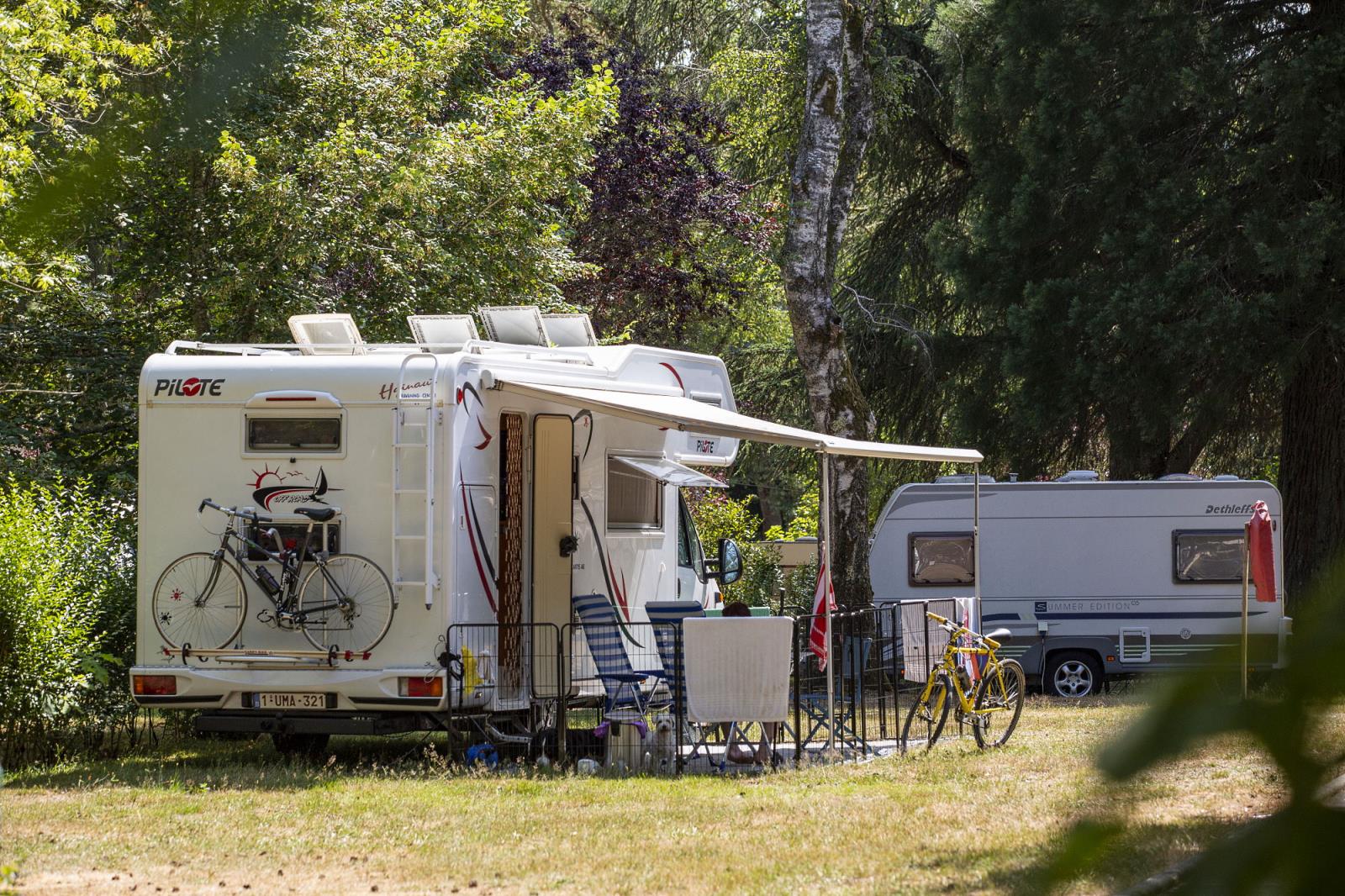 Pitch - Comfort Package, With Electricity - Camping du Lac