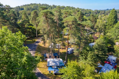 Camping package (pitch, 1 vehicle, 2 persons) — 8