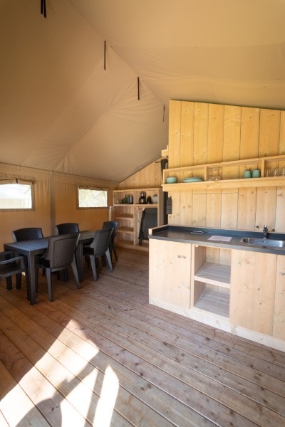 Safaritent with sanitary — 2