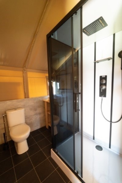 Safaritent with sanitary — 4