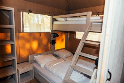 Safari tent 7 persons with sanitary facilities — 5