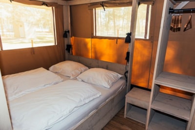 Safari tent 7 persons with sanitary facilities — 4