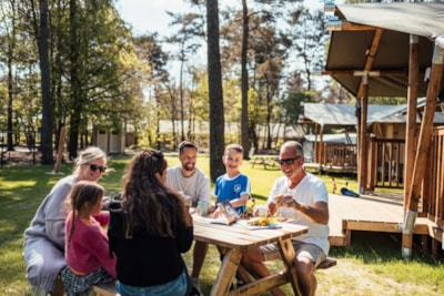Safari tent 7 persons with sanitary facilities — 2