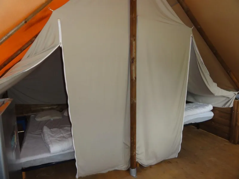 Insolite Tente Lodge Sans Sanitaires 2 Chambres 25M²