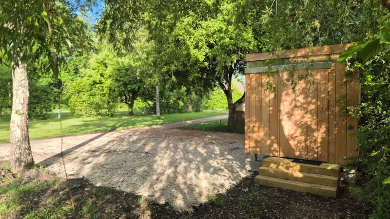 Stellplatz Luxe mit Sanitäranlagen