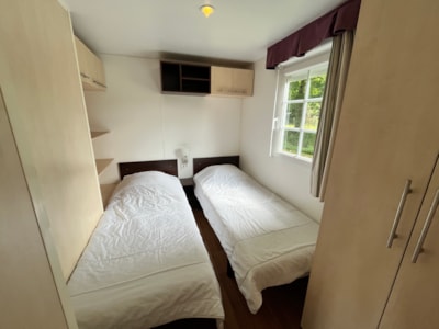 Comfort 2-bedroom mobile home