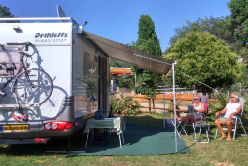 Stellplatz Wellness (Wohnmobil, Comanche, Kastenwagen, Familienzelt)