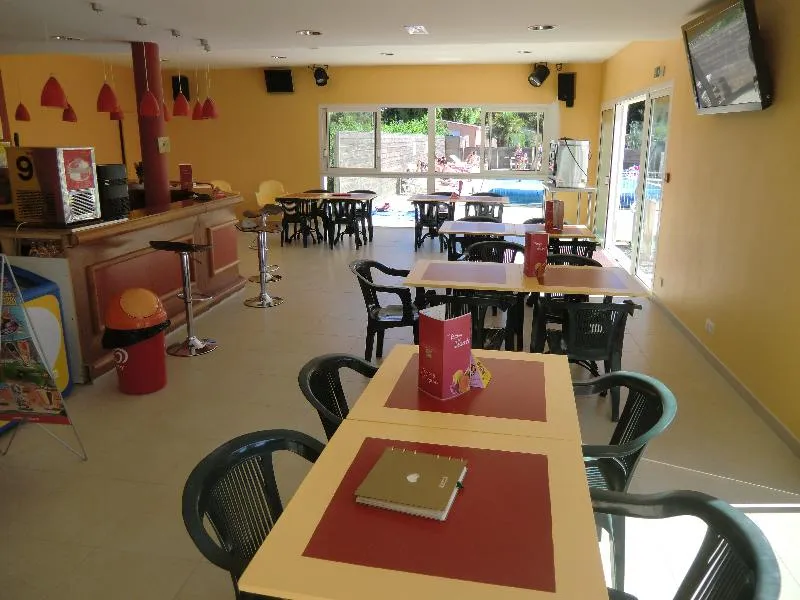 Camping Les Logeries