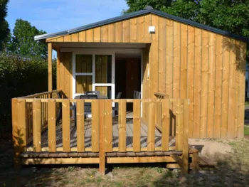 Location - Chalet Lodge 33M² Télévision 2 Chbres, Lit Parental En 160Cm Terrasse Couverte - Camping Les Logeries