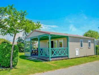 Location - Mobilhome Sesame 40M² Avec Television 2 Chambres Terrasse Couverte - Camping Les Logeries