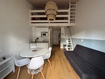 Mietunterkunft - 1 Zimmer Wohnung Mit Zwischengeschoss - Domaine des Pins
