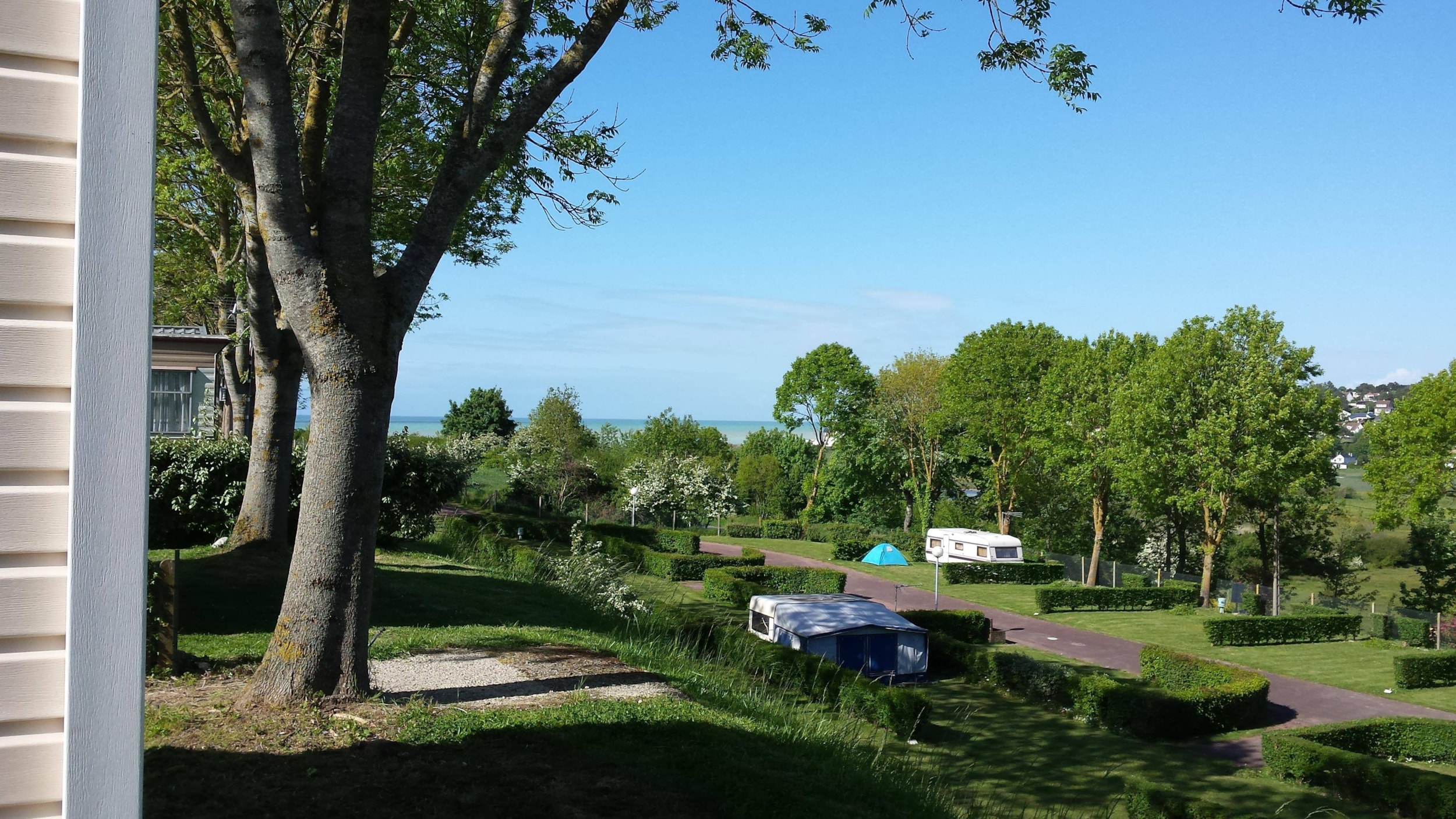 Camping Le Mont Joli Bois — Photo 1