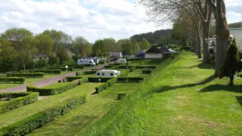 Pitch - Nature Package (1 Tent, Caravan Or Motorhome / 1 Car) - Camping Le Mont Joli Bois