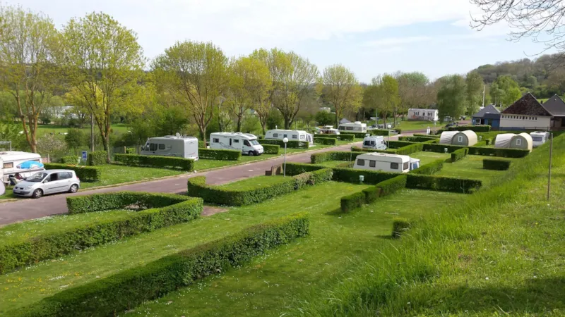 Forfait Nature Sans Électricité (1 Tente, Caravane Ou Camping-Car / 1 Voiture)