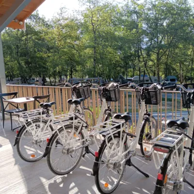 Camping du Lac De Neufont - Nouvelle-Aquitaine - Image n°3 Camping du Lac De Neufont - Nouvelle-Aquitaine - Image n°3