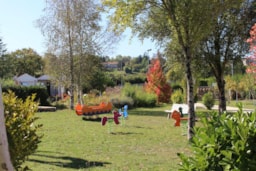 Camping le Pontis - image n°2 - Roulottes