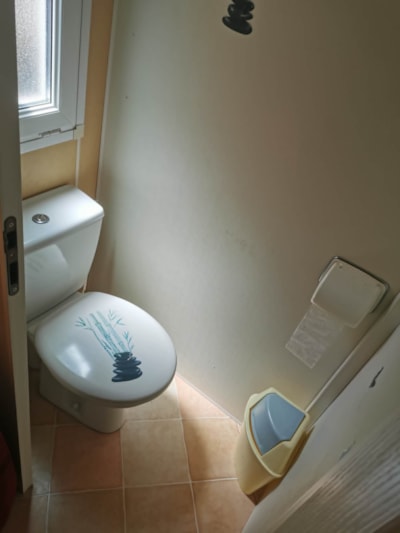 Mobil home, 2 chambres, jusqu'à 6 personnes