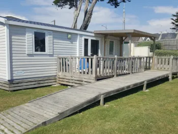 Mietunterkunft - Mobilheim 2 Bedrooms For Someone With Reduced Mobility - Camping de La Falaise
