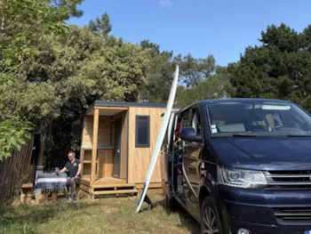 Stellplatz - Premium-Stellplatz Mit Eigenem Sanitär - Camping Parfums d'été