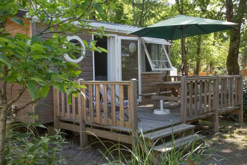 Mobil-Home Premium + 1 Chambre Double & Terrasse Découverte - 21 M²