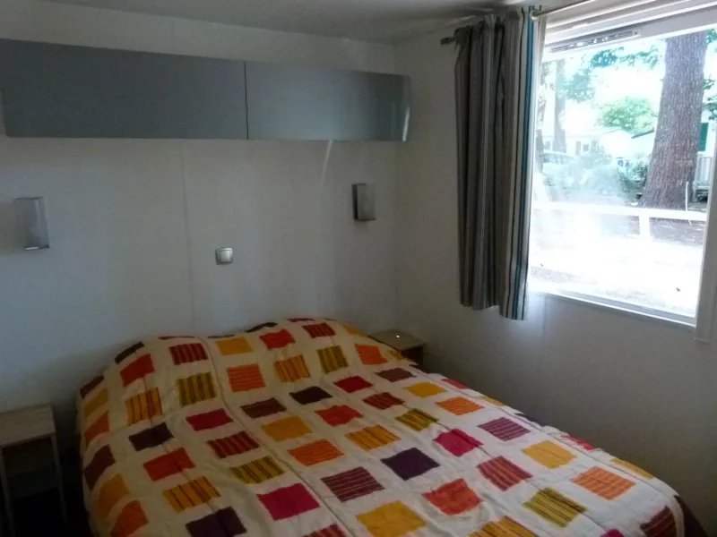 Mobil-Home Premium + 1 Chambre Double & Terrasse Découverte - 21 M²
