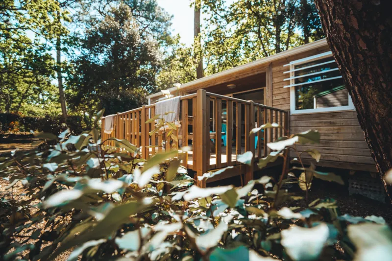 Mobil-Home Premium 2 Chambres & 2 Salles De Bain 33 M² Avec Terrasse Semi Couverte