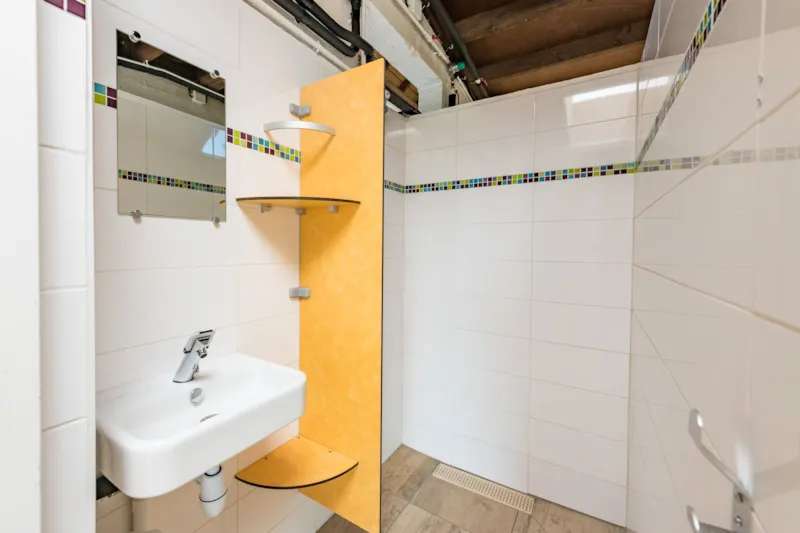 Forfait Emplacement Standard + 1 Véhicule+Électricité