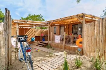 Accommodation - Premium 'Sandy Side' Mobile Home With 2 Bedrooms - Camping de la Baie