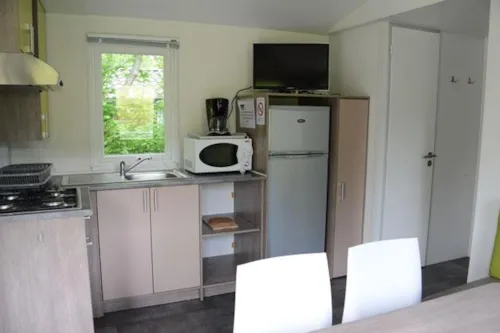Location - Mobilhome Essentiel 3 Chambres /  Tv / 31 M² / Terrasse Semi-Couverte - image n°2 - Camping d'Arpheuilles