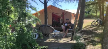 Mietunterkunft - Zelt Safari Family - Camping d'Arpheuilles