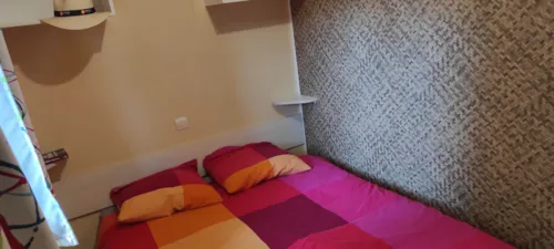Location - Mobil Home Essentiel 2 Chambres Avec Télévision - image n°8 - Camping d'Arpheuilles