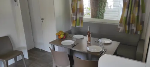 Location - Mobil-Home Essentiel 2 Chambres / 25M2 / Tv / Terrasse Couverte - image n°6 - Camping d'Arpheuilles